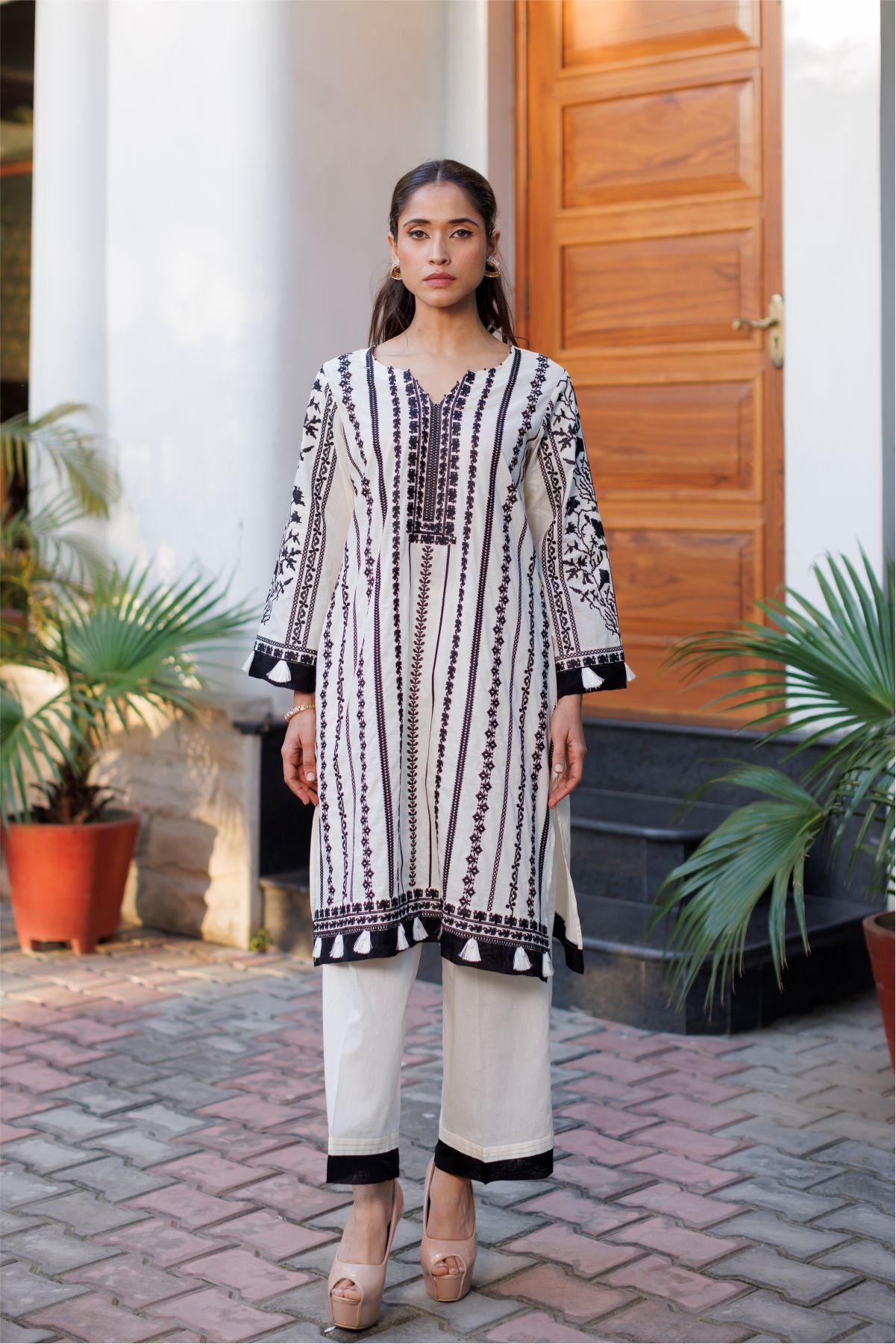Off White Cross Stitch Kurta Set
