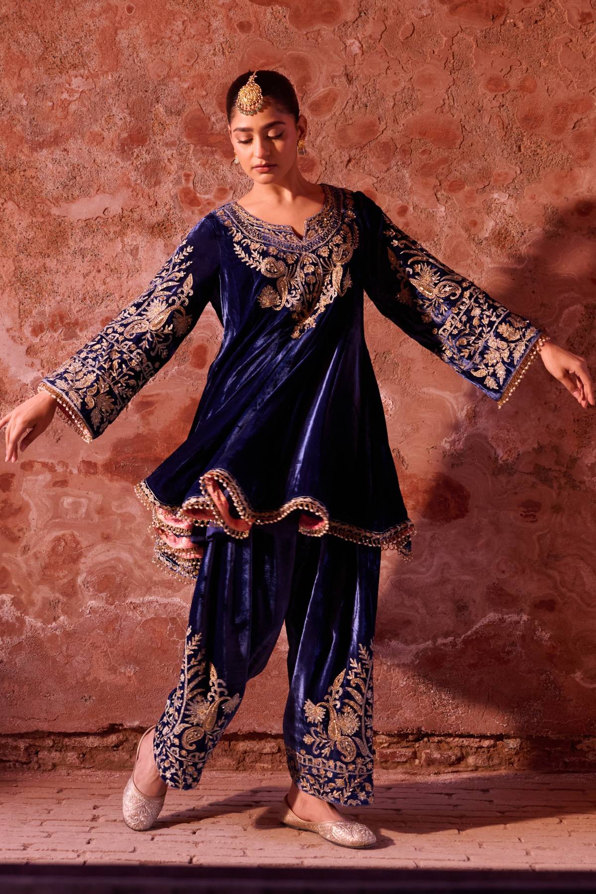 MID NIGHT BLUE SHORT ANARKALI