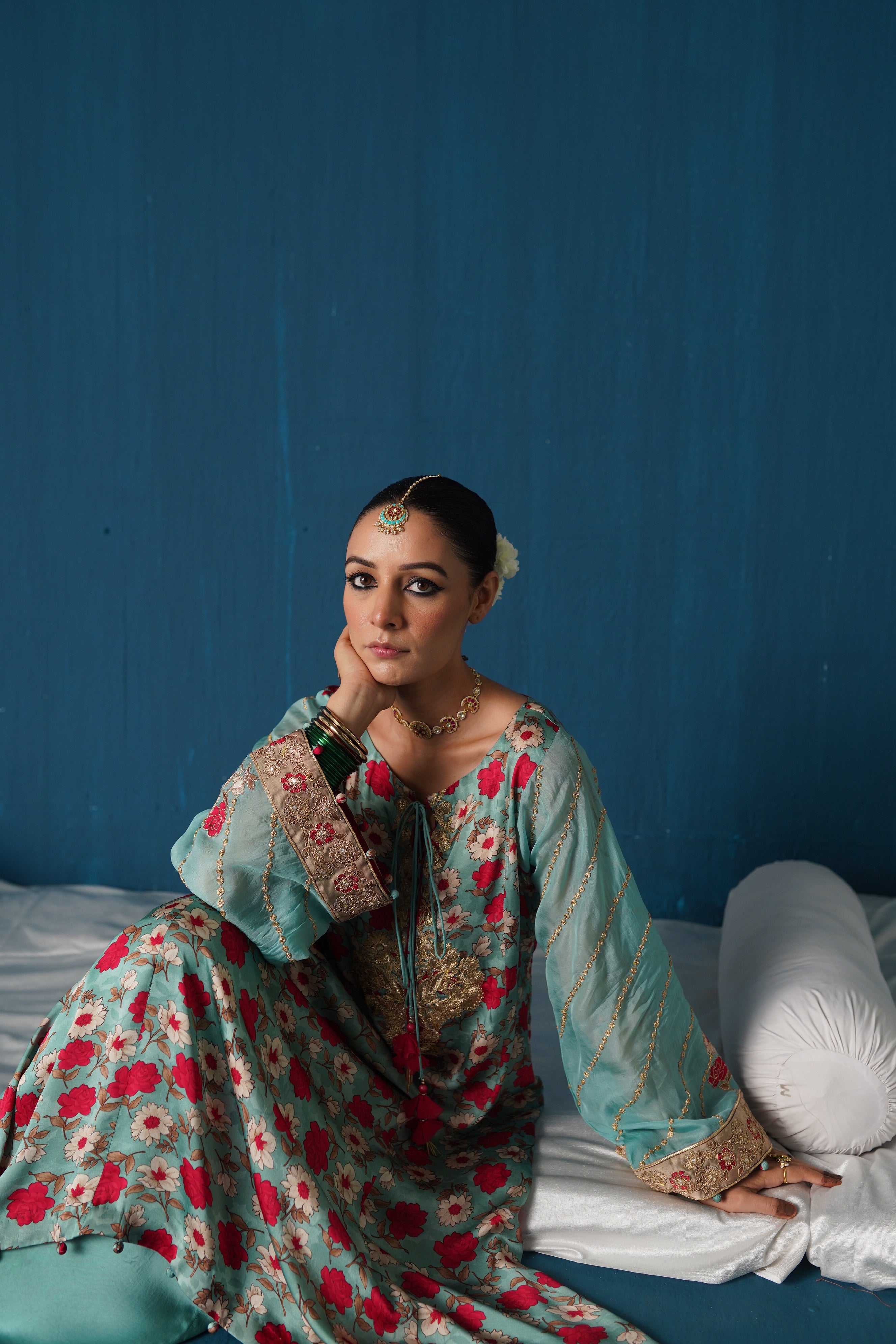 Aairah- Paisley Kurta Set with Dupatta - Blue