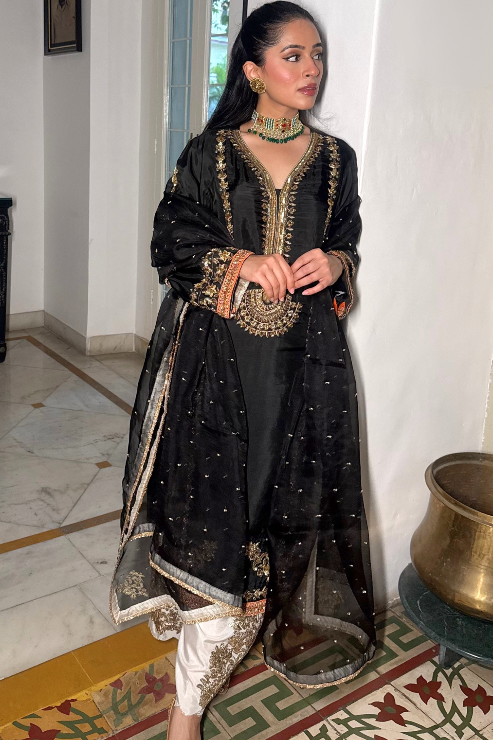 Naqsh - Black & Off White Suit