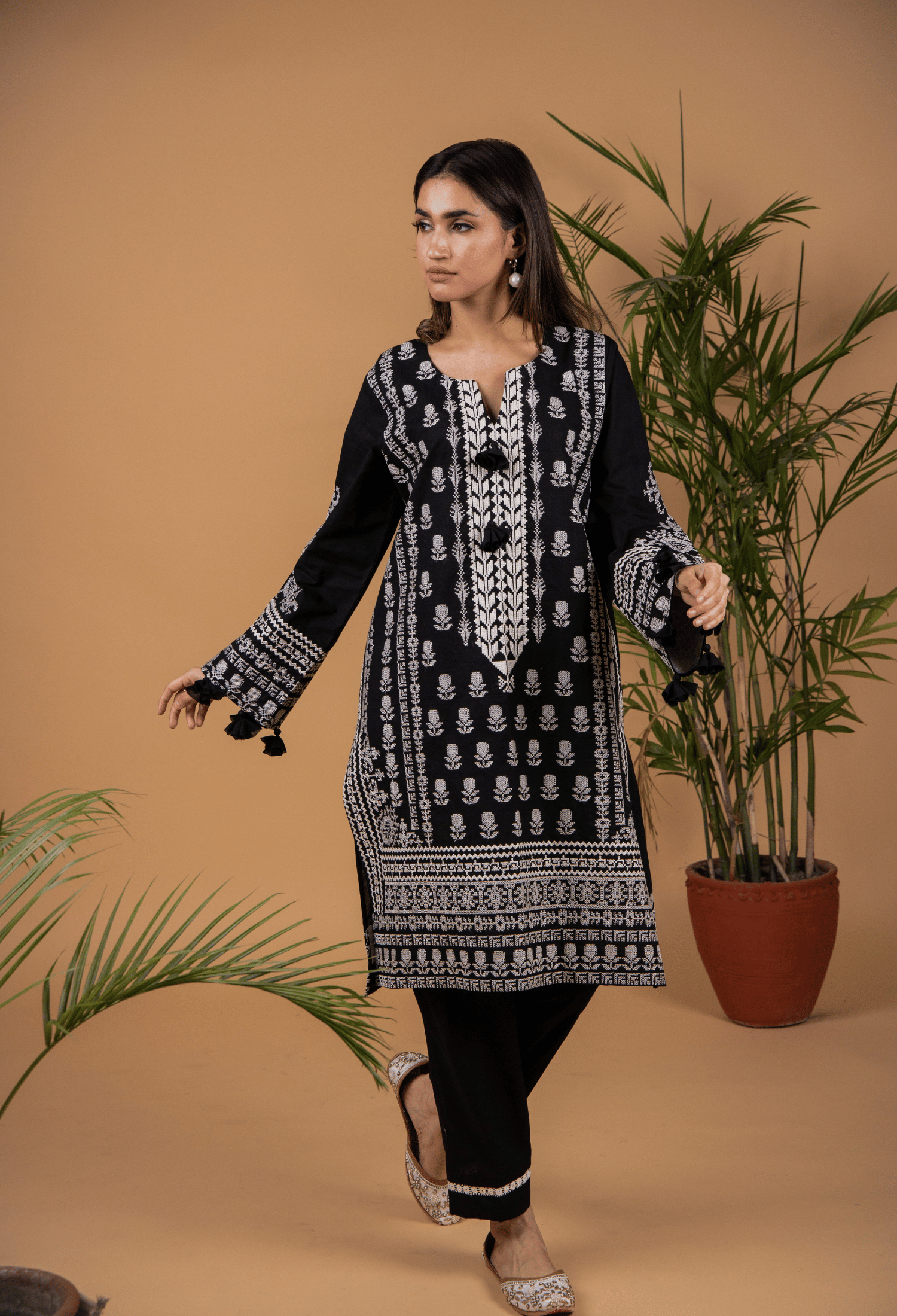 Cross Stitch Lawn Kurta Set - Black