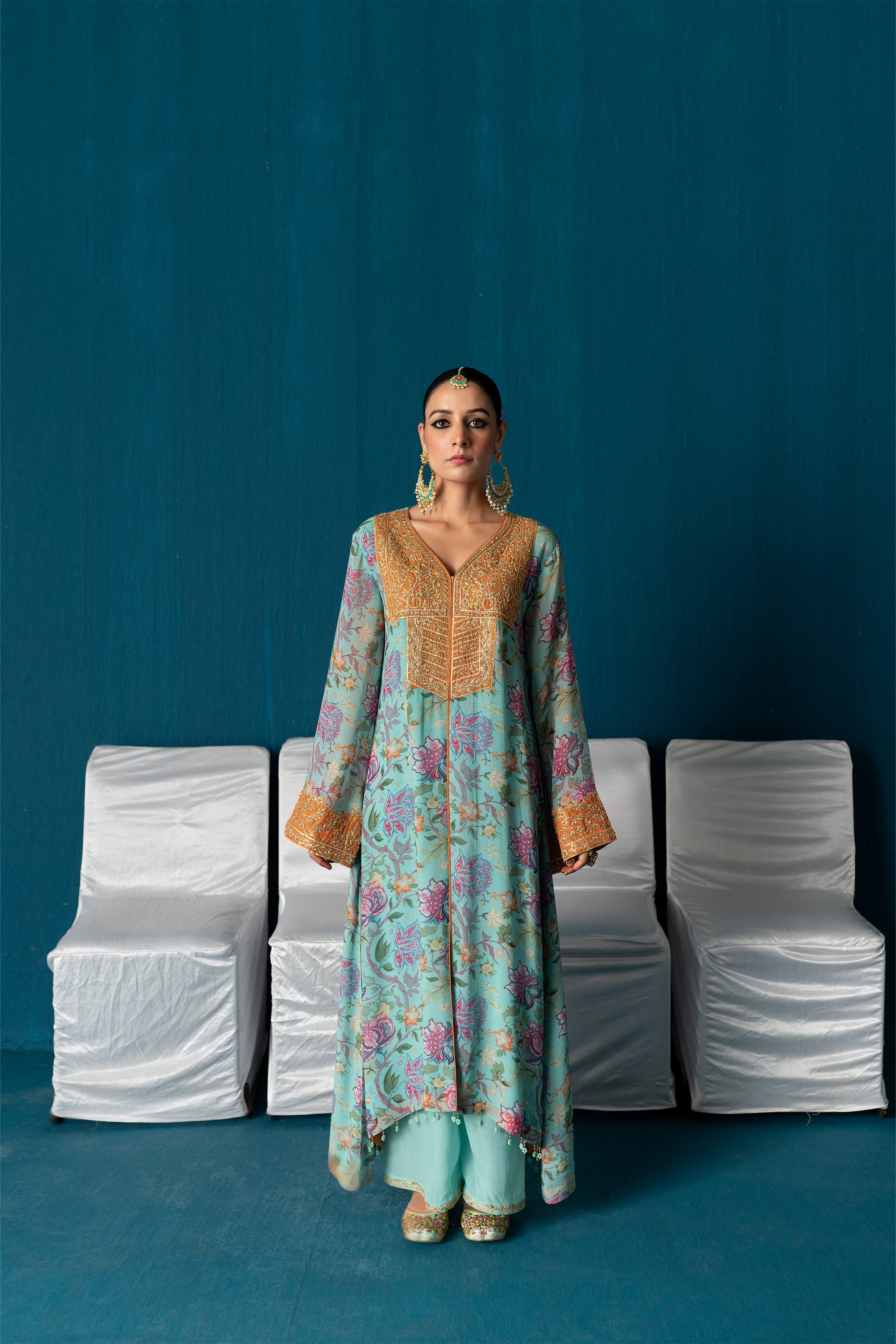 Aafreen- Asymmetrical Printed Suit Set with Dupatta - Light Blue