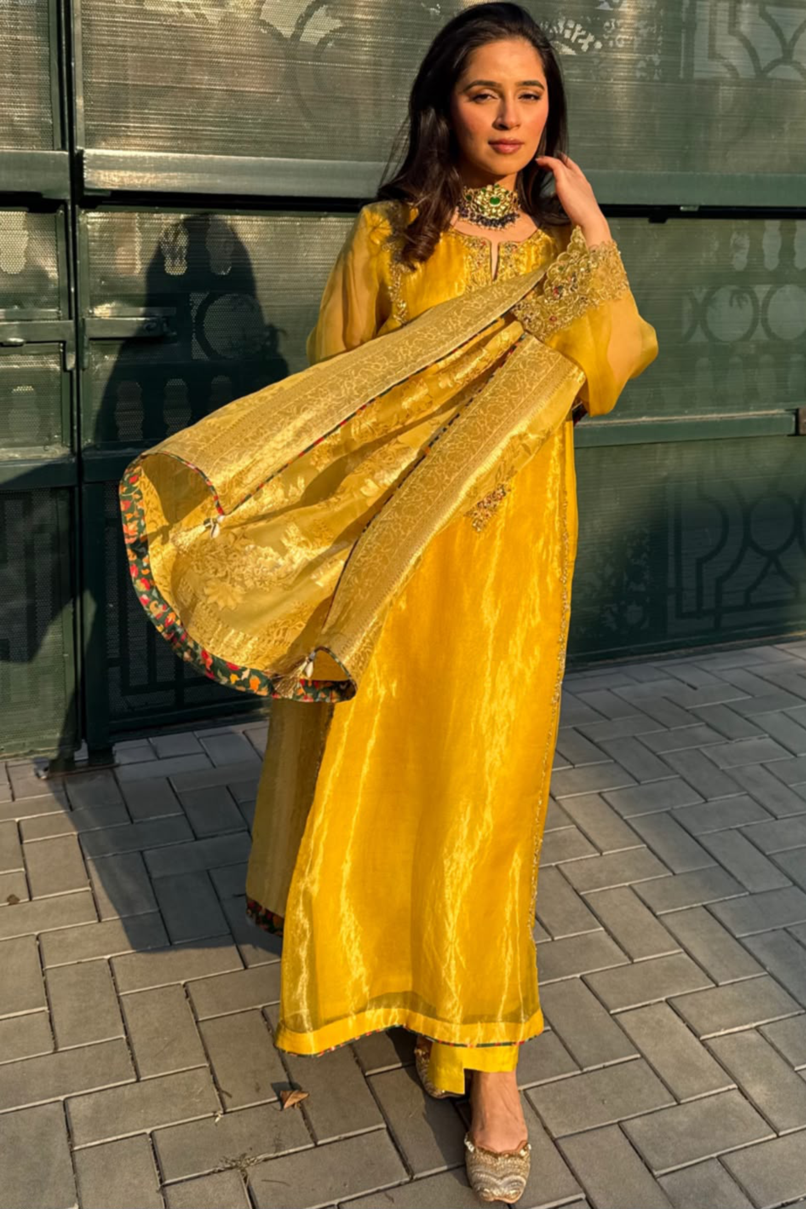 Sunehri- Tissue Chanderi Suit